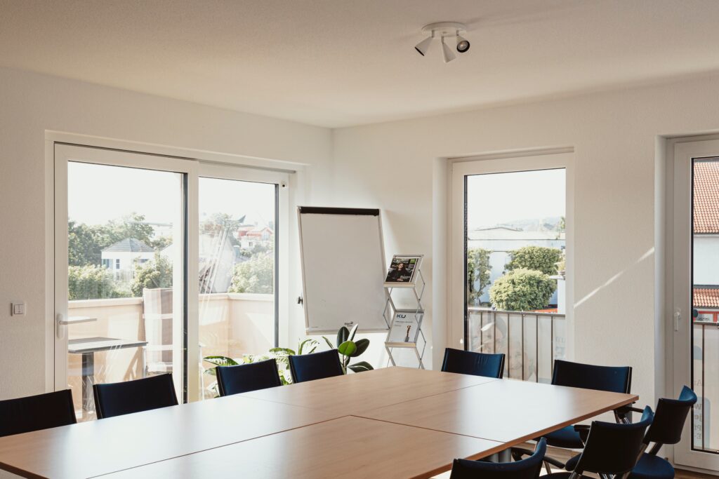 Gemeinsam an einem Tisch Schulze Strategie